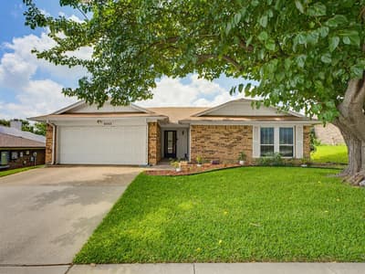 6504 N Park Drive, Watauga TX 76148