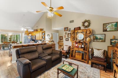 177 Woodfern Glen, Holly Lake Ranch TX 75765