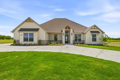 107 Eagle Court, Glen Rose TX 76077 - Photo 2