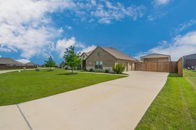 1745 Meadowbrook Lane, Josephine TX 75173