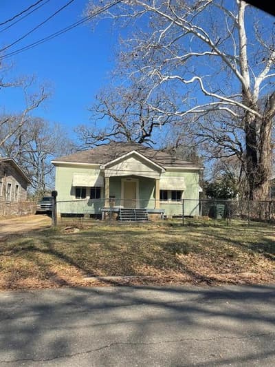 2538 Emery Street, Shreveport LA 71103