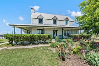 266 Old Chisholm Trail, Rhome TX 76078