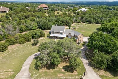 206 Rodeo Drive, Azle TX 76020 - Photo 3