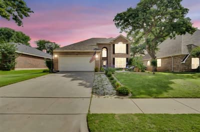 517 Crawford Drive, Burleson TX 76028