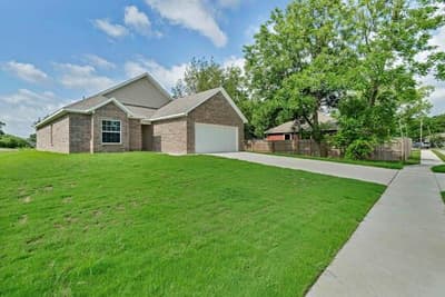 600 Crockett Drive, Cleburne TX 76033 - Photo 4