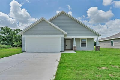 624 Crockett Drive, Cleburne TX 76033 - Photo 5