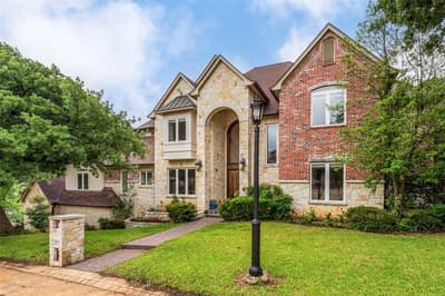 2639 Hemingway Court, Arlington TX 76006 - Photo 3