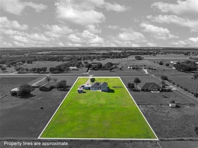 5330 Leroy Parkway, West TX 76691 - Photo 4