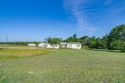 127 Lelon Lane, Springtown TX 76082 - Photo 4