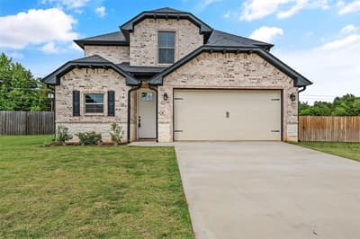 504 Cornerstone, Lindale TX 75771