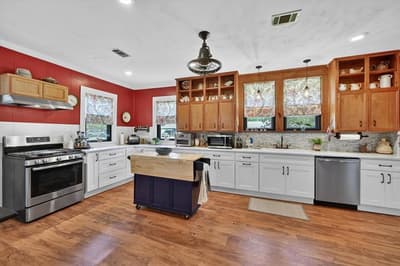 801 S Hall Street, Ennis TX 75119