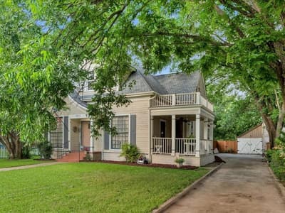 823 S Crockett Street, Sherman TX 75090 - Photo 2