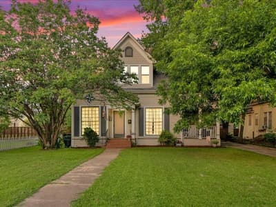 823 S Crockett Street, Sherman TX 75090