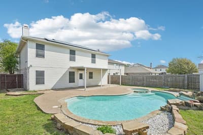 2304 Red Oak Drive, Little Elm TX 75068