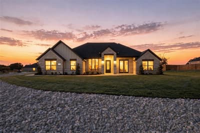 2148 Middlewood Circle, Granbury TX 76049 - Photo 4
