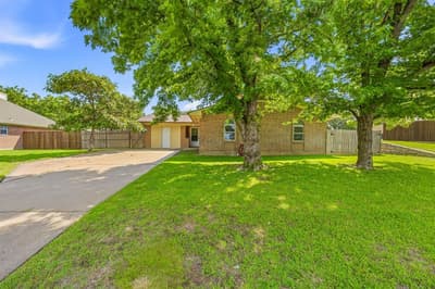 231 Choctaw Drive, Stephenville TX 76401