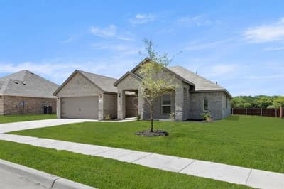 2609 River Bank Drive, Burleson TX 76028 - Photo 2
