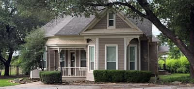 445 W Belknap Street, Jacksboro TX 76458