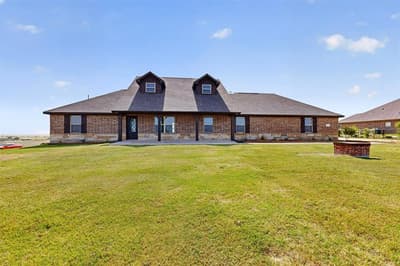 186 County Road 4430, Rhome TX 76078