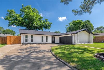 524 Circleview Drive N, Hurst TX 76054