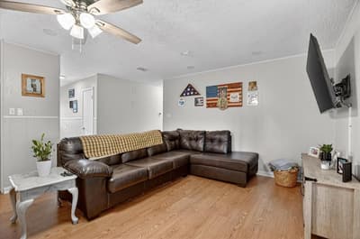 408 Grandview Drive, Granbury TX 76049 - Photo 3