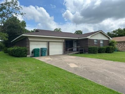 1821 W Belden Street, Sherman TX 75092 - Photo 2