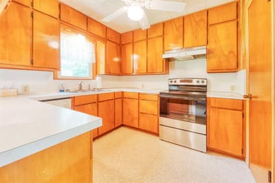 308 W White Street, Pilot Point TX 76258 - Photo 5