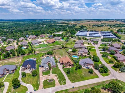 12416 Indian Creek Drive, Fort Worth TX 76179 - Photo 4
