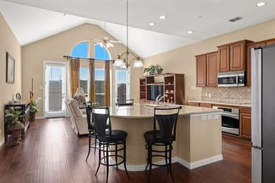 1912 Lantana Lane, Irving TX 75063 - Photo 5