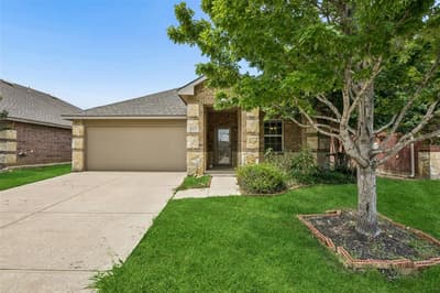 2429 Clairborne Drive, Fort Worth TX 76177