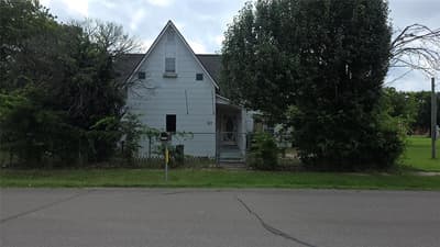 313 N Pearl Street, Trenton TX 75490