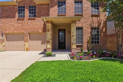 2921 Wispy Trail, Fort Worth TX 76108 - Photo 2