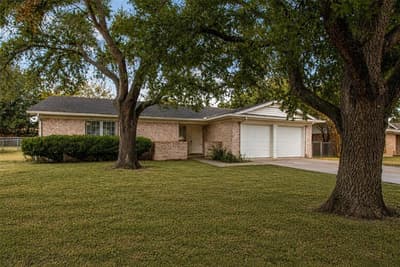 1216 Bryant Street, Benbrook TX 76126 - Photo 2