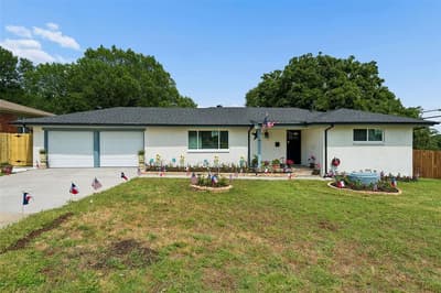 800 Lee Drive, Bedford TX 76022