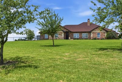 3020 Jolene Court, Springtown TX 76082 - Photo 2