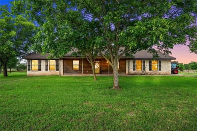188 N Baese Road, West TX 76691