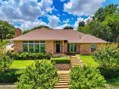 1908 Lakehill Court, Arlington TX 76012