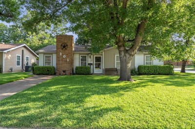 301 Dee Lane, Arlington TX 76011