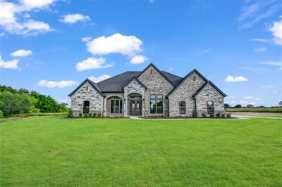 115 Turtle Back Ridge, Decatur TX 76234