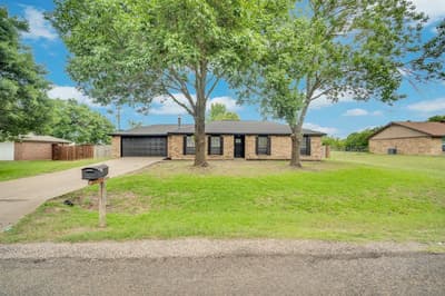 114 Becky Lane, Waxahachie TX 75165 - Photo 3