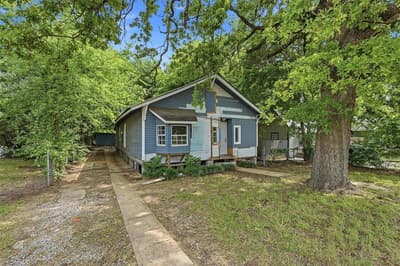 829 W Walker Street, Denison TX 75020