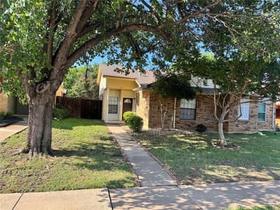 614 Canterbury Street, Euless TX 76039