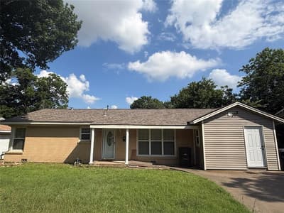 1003 Euclid Street, Cleburne TX 76033