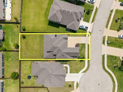 1013 Firecracker Drive, Justin TX 76247 - Photo 4