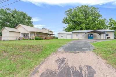 12125 N State Highway 110, Van TX 75790