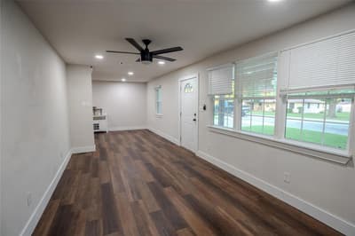 503 E Roosevelt Avenue, Whitney TX 76692 - Photo 2