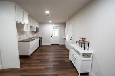 503 E Roosevelt Avenue, Whitney TX 76692 - Photo 3