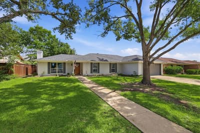 8413 Hillcrest Court, North Richland Hills TX 76182