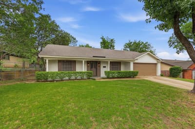 7304 Camelot Road, Fort Worth TX 76134