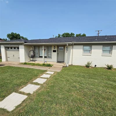 802 Brown Trail, Bedford TX 76022